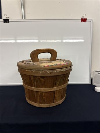 Peach Basket Seeing Box