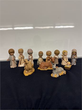 Ceramic nativity scene