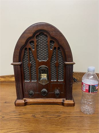 Vintage GE Wood Cathedral AM/FM Radio