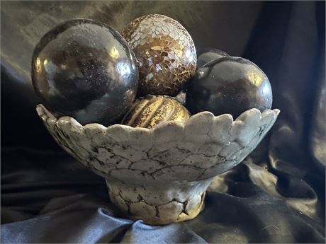 Ceramic Bowl w/ Balls