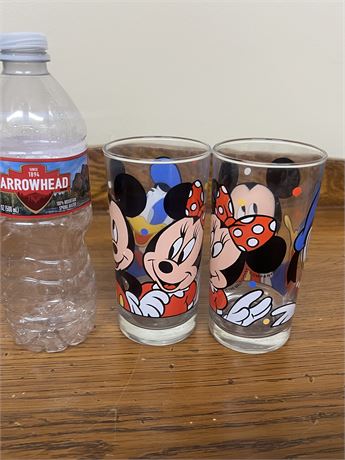 2 Disney Mickey, Minnie, and Donald Duck Anchor Hocking Drinking Glasses 12 oz