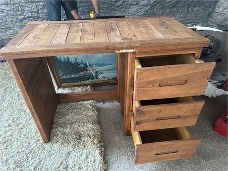 Awesome Wood Desk-I think it would be perfect for a log home. It will fit right