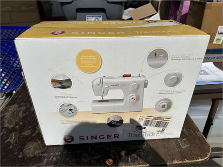 Singer Tradition Sewing Machine