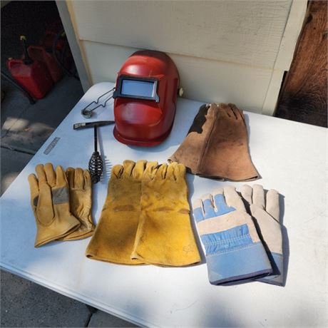 Welding Helmet/Tools & Leather Gloves