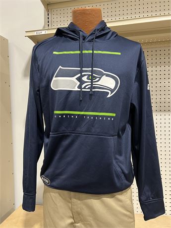 Size M Seattle Seahawks Pullover Hoodie