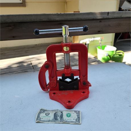 Pipe Vise