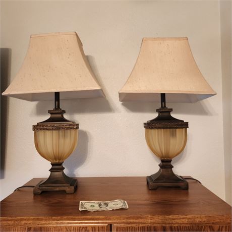 Nice Table Lamp Pair