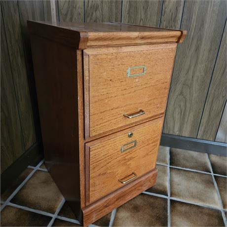 2 Drawer Oak File Cabinet - 16x17x28