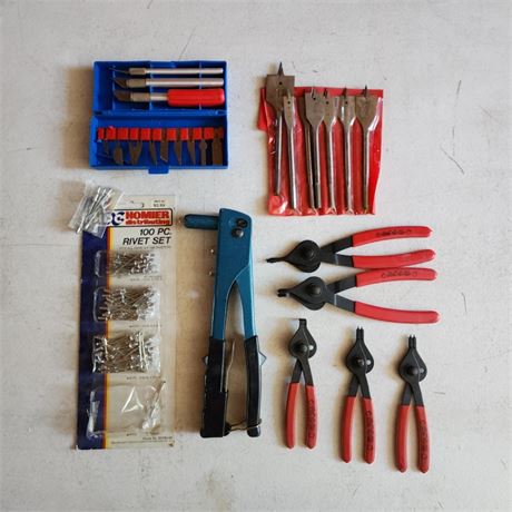 Specialty Tools & Paddle Bit Set