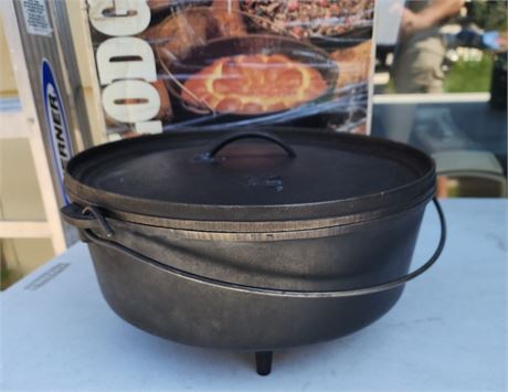 Nice Cast Iron 6qt Dutch Oven