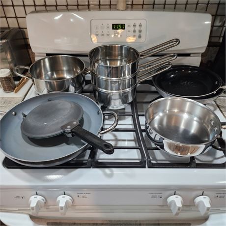 Assorted Cookware Bundle