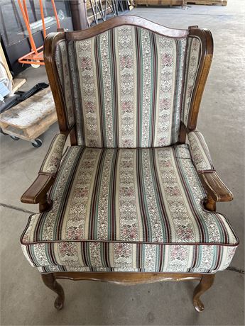 Vintage Victorian Chair-In GREAT condition