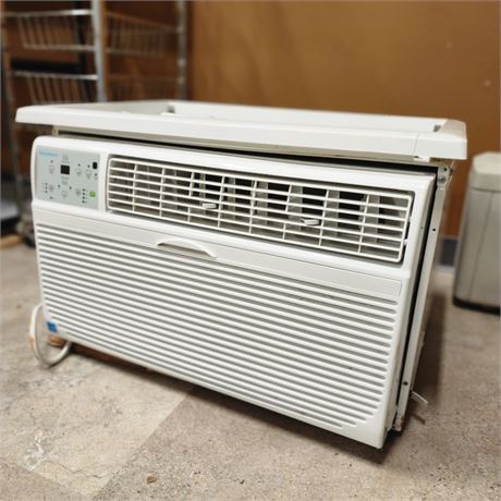 Like New 10,000 BTU Window Air Conditioner