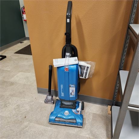 Hoover Wind Tunnel Vacuum Cleaner