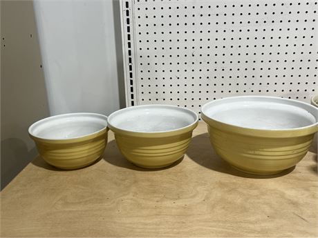 Homestead Yellow Mixing Bowl Set