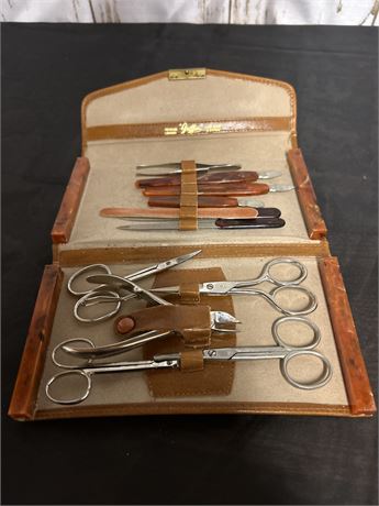 Griffon Nail Care Kit Leather Case