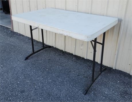 4' Folding Table