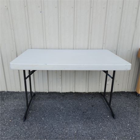 4ft Folding Table