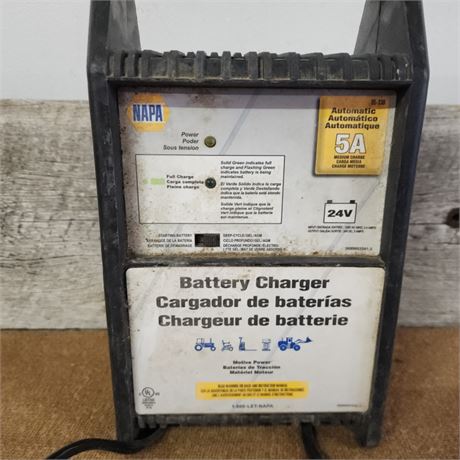 NAPA Battery Charger