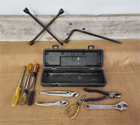 Tool Kit & Tire Wrenches