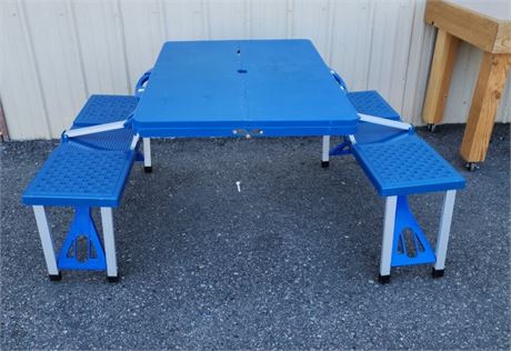 Portable Folding Picnic Table