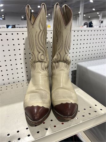 Size 9 D Justin Cream Two Tone Western Boots