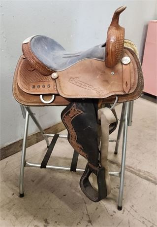 🐎15" Crates 2005 High School Rodeo Trophy Saddle