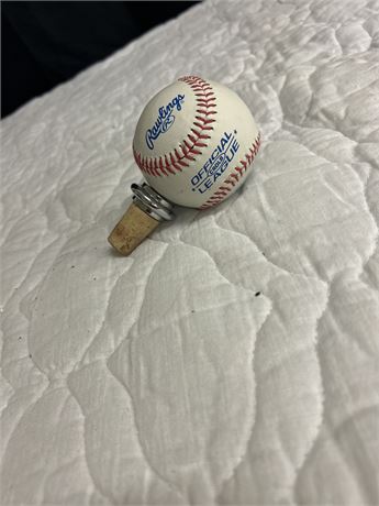 A vary unique Baseball wine cork ⚾️🍷🍶