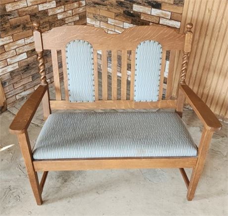 Antique Oak Bench Seat w/ Nice Upholstery - 40x21x40