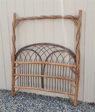 🪵Handcrafted Log & Willow Headboard - 77"⬆️ x 60"➡️