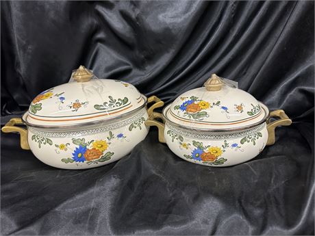 Old English Looking Pots w/ Gold Handles