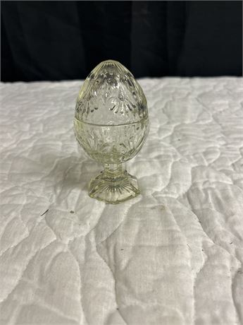 Egg shaped small candy dish