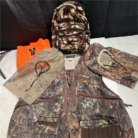 Tote full of Hunting clothes/ gear