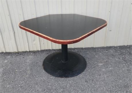 Corner Table Booth Table Cast Iron Base Table - 40x40