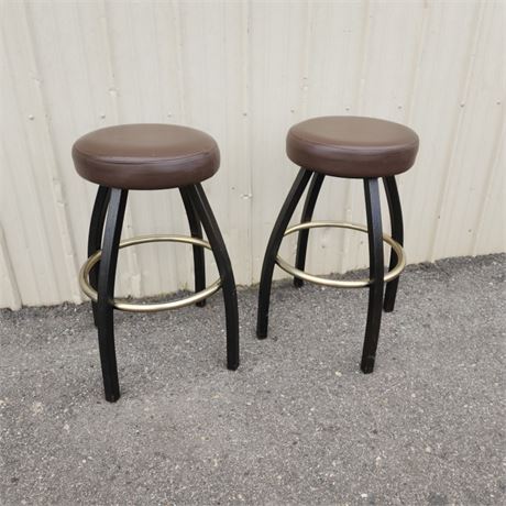 Brown Bar Stool Pair (no back) - 29" Seat Height ⬆️