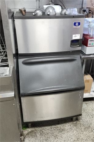 Manotowic Water Cooled Ice Machine Model IY030SW-161 & Ice Bin