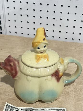 Shawnee Tom the Piper’s Son Teapot