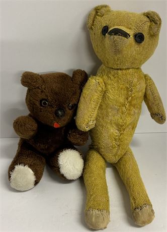 Two vintage teddy bears 🧸