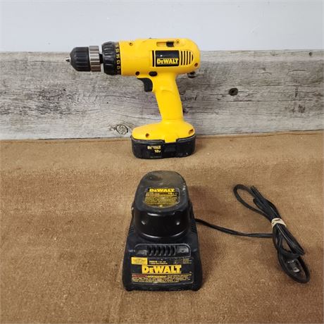 18V Dewalt Cordless Drill/Battery & Charger