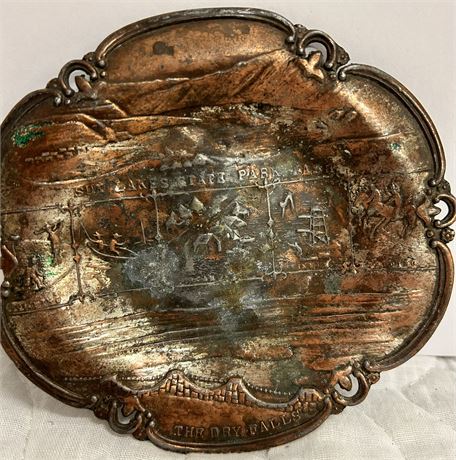 Vintage small Sun-lake state Park copper dish