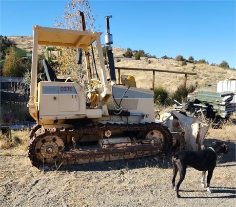 Komatsu D37E Crawler Dozer w/ Side Cherry Picker...Starts & Runs/New Batteries