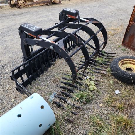 Bradco 89646 Skid-Steer Rock Bucker - 6' Wide