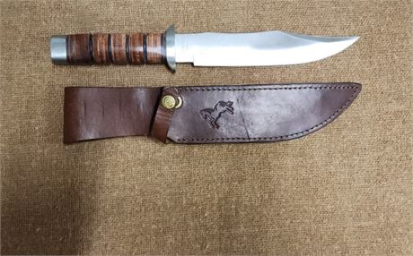 Bud K Hunting Knife w/ Sheath