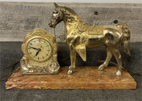 Vintage Collectible Metal Horse Clock ( Does Not Work When Plugged In )