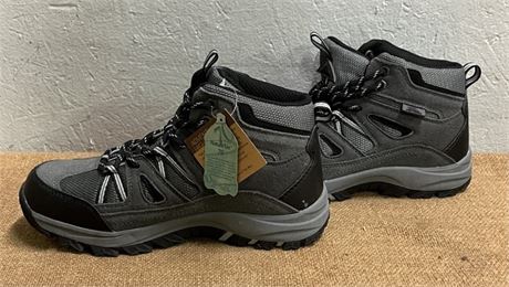 NEW Hiking Boots - Ladies Sz 5