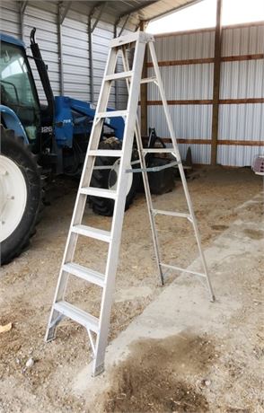 8' Aluminum Step Ladder