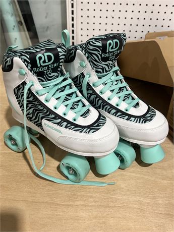 Roller Star 750 Women’s Size 7 Sea Foam Roller Skates