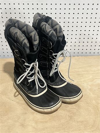 Sorel Arctic Knit Waterproof Boots Women’s Size 8.5