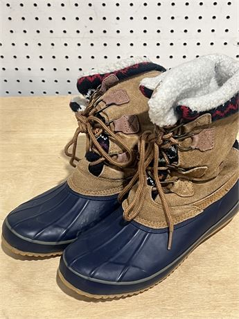 Khombu Boots Women’s Size 9