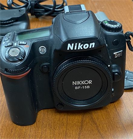 Nikon D80 10.2MP DX-Format DSLR Camera w/Charger, 2 Batteries & Multi Power Pack